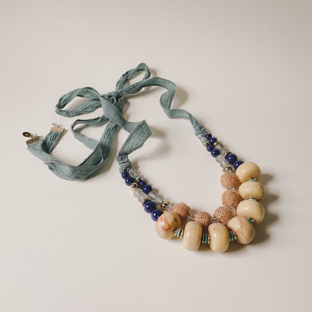 Ann Taylor Factory Boho Chunky Beige Tan Beaded Pastel Teal Ribbon Tie Necklace